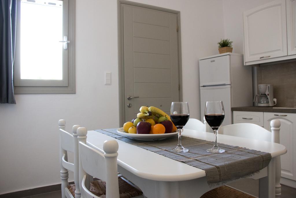 Angelique Apartment Antiparos Exterior photo